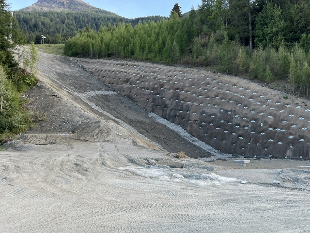 REPLACEMENT CHAIRLIFTS IN TERMIGNON AND LANSLEBOURG